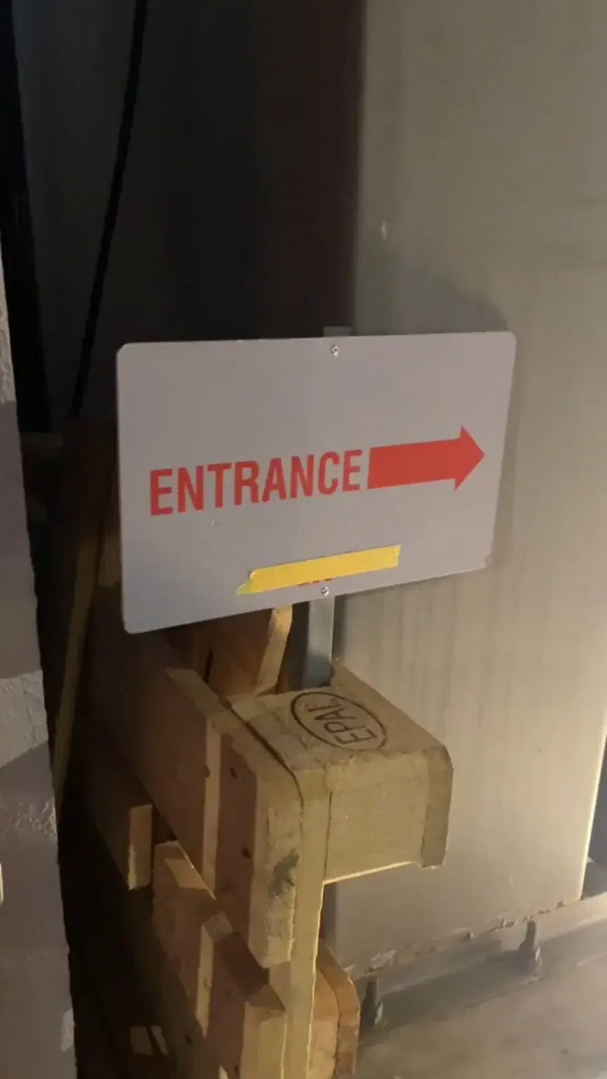 Petty Good Coffee & Donutの動画サムネイル