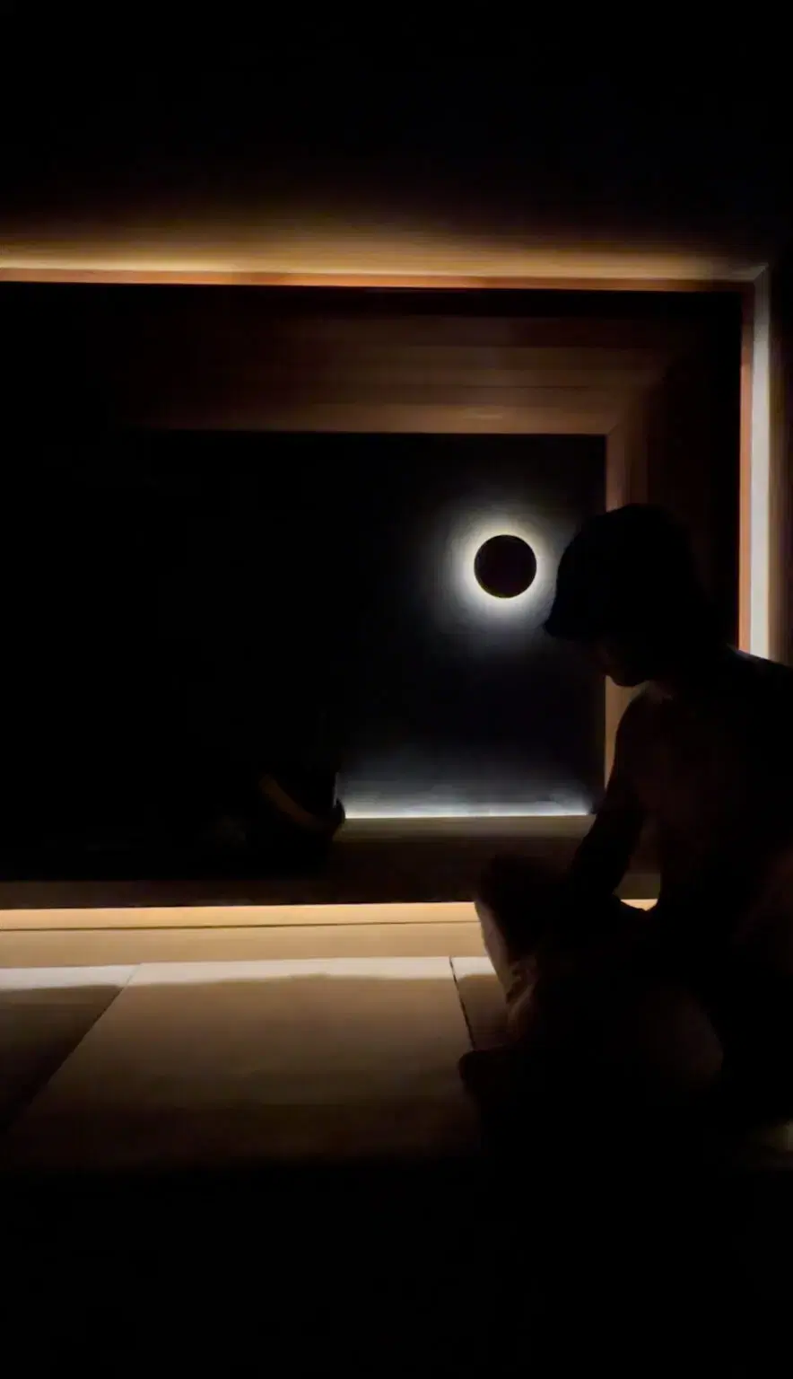 SAUNA OOO TOKYOの動画サムネイル