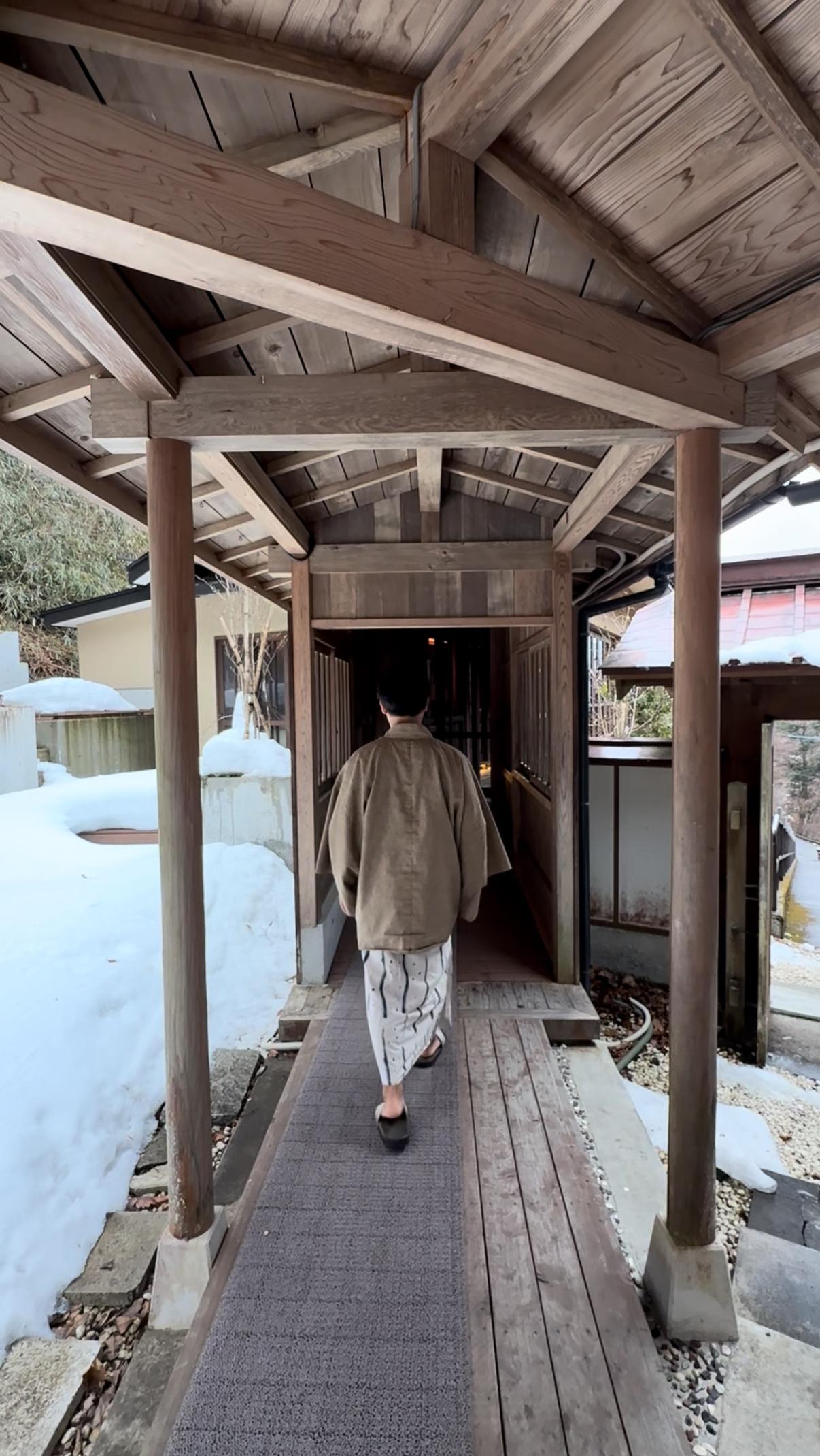 四万温泉 鹿覗きの湯 つるやの動画サムネイル