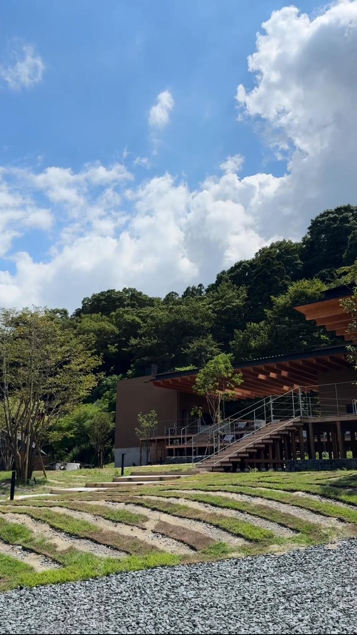 SATOYAMA TERRACEの動画サムネイル