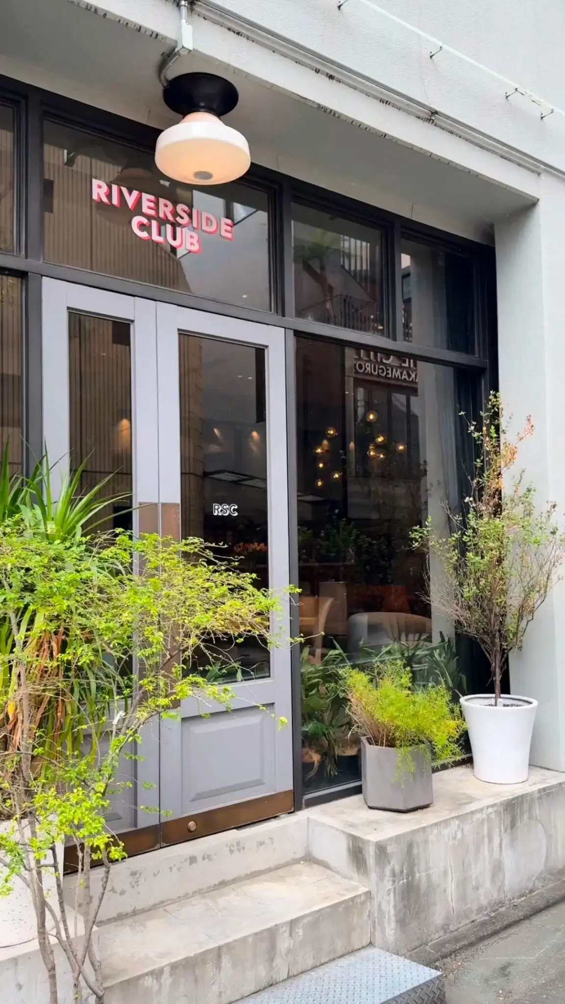 RIVERSIDE CLUBの動画サムネイル